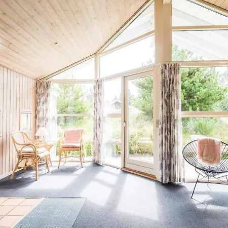 Serene Retreat In Henne By-by Traum