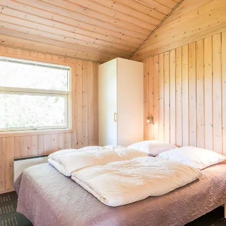 Serene Retreat In Henne By-by Traum *