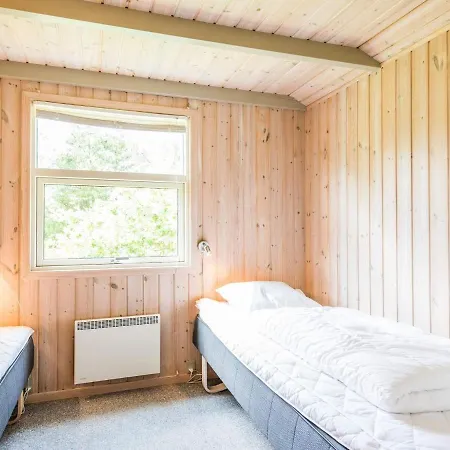 Semesterbostad Serene Retreat In Henne By-by Traum Henne Strand