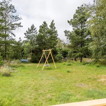 Semesterbostad Serene Retreat In Henne By-by Traum Henne Strand