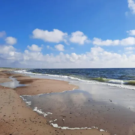 Serene Retreat In Henne By-by Traum Henne Strand