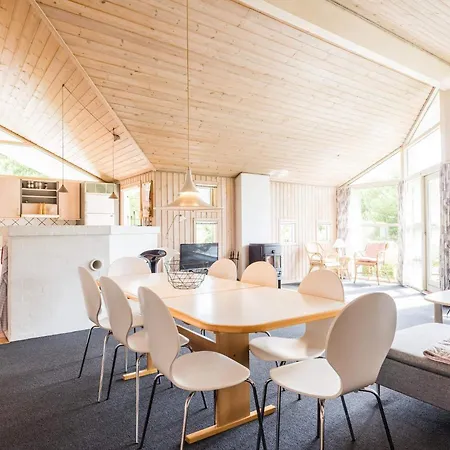 Serene Retreat In Henne By-by Traum Dom wakacyjny